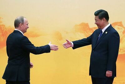 فلاديمير بوتين في قمة مصغرة مع نظيره الصيني