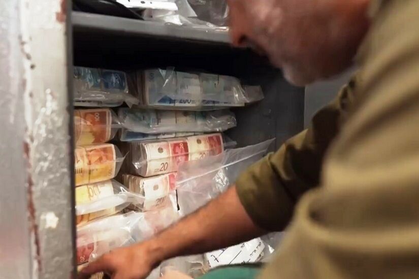 تحويل 29 مليون شيكل كانت بحوزة حماس إلى بنك إسرائيل