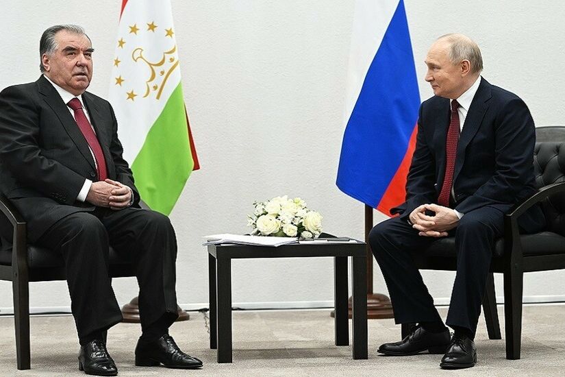 بوتين ورحمون يبحثان تعاون روسيا وطاجيكستان في مكافحة الإرهاب وقضايا الهجرة