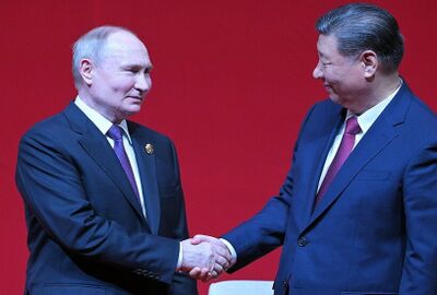 بوتين يستذكر كلمات من أغنية شهيرة لوصف العلاقات الروسية الصينية