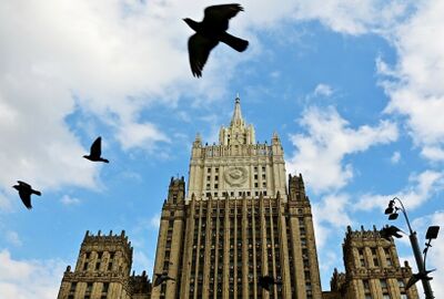 موسكو تطرد الملحق العسكري في السفارة البريطانية وتتوعد بالمزيد