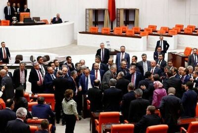 تركيا: المحكمة الدستورية ترفض حل حزب معارض موال للأكراد