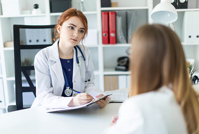 طبيبة روسية للأمراض الجلدية: الزنجبيل يسيّل الدم
