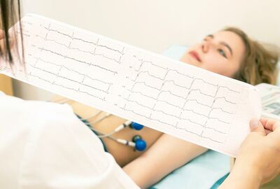 دراسة: انقطاع الطمث المبكر مرتبط بارتفاع مخاطر الإصابة بأمراض القلب