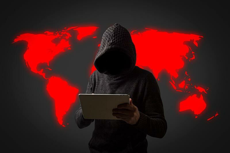 تحذير من تطبيق قد يمنح مجرمي الإنترنت فرصة لإختراق معلوماتك الشخصية