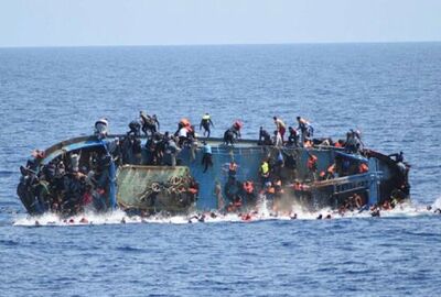 مصرع 40 مهاجرا قبالة السواحل الإيطالية