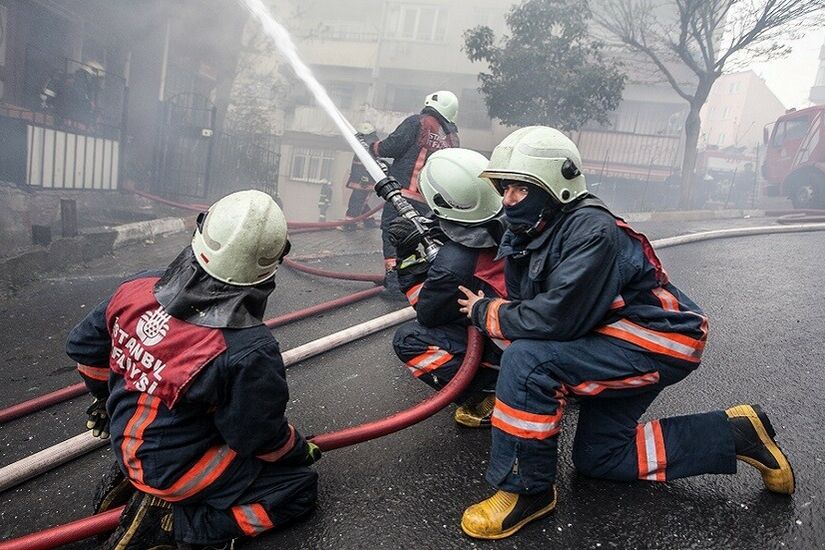 مصرع شخصين بحريق فندق في اسطنبول