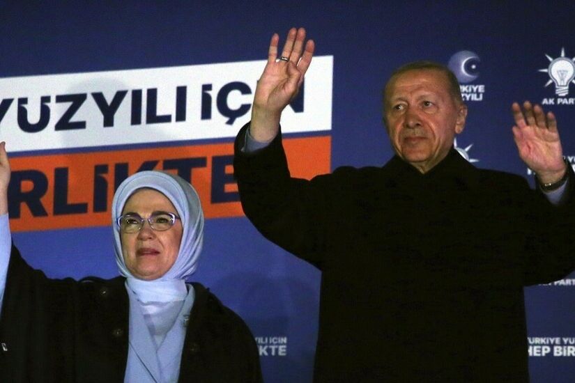 سيدة تركيا الأولى.. عربية الأصل وسند أردوغان لسنوات طويلة