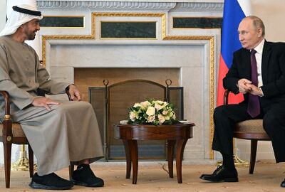 مساعد بوتين يشيد بالثقة في العلاقات بين قادة روسيا والإمارات