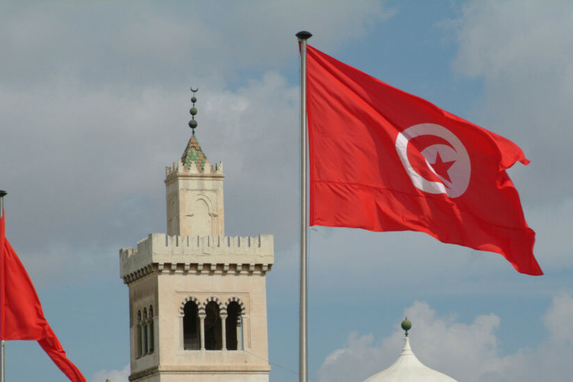 الخارجية التونسية تدين اقتحام مقر إقامة سفيرها لدى الخرطوم