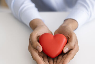 العلماء يتقدمون خطوة نحو ثورة زراعة القلب في اختراق طبي جديد