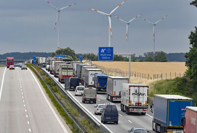 روسيا تحظر على الشاحنات البولندية المرور عبر أراضيها