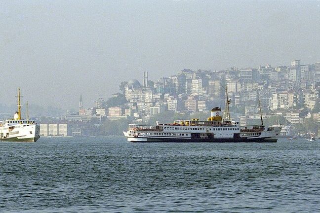 تركيا تزيد رسوم المرور عبر مضائق البحر الأسود اعتبارا من 1 يوليو