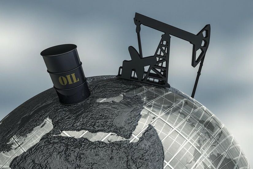 بعد قرار روسيا والسعودية حول إمدادات النفط.. كيف تم تداول أسعار الذهب الأسود؟