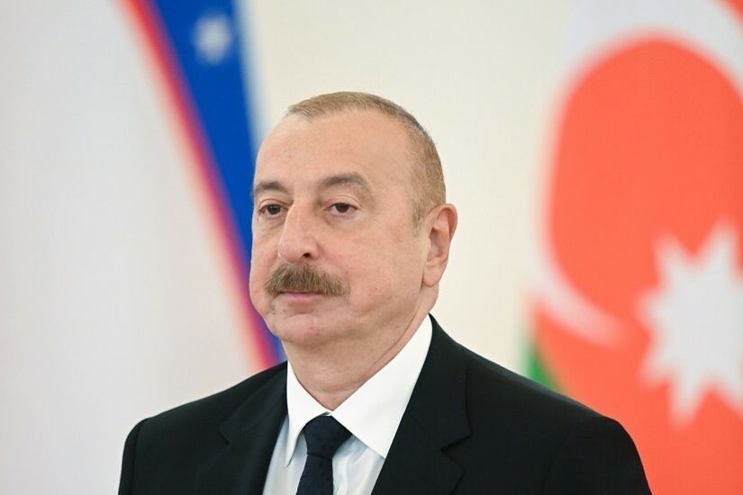 رئيس أذربيجان: يجب على فرنسا الاعتذار