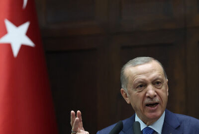 أردوغان يؤكد تضامن تركيا الكامل مع الفلسطينيين ويترحم على أرواح ضحايا الاعتداءات الإسرائيلية في جنين
