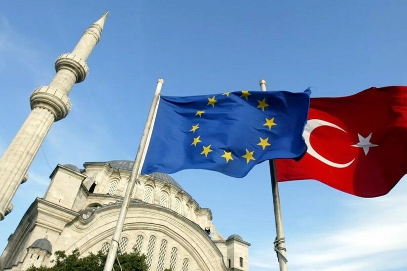 بشروط.. الاتحاد الأوروبي يبدي استعدادا لاستئناف التواصل مع تركيا