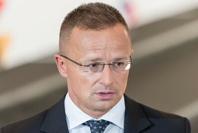 وزير الخارجية الهنغاري: سياسة العقوبات ضد روسيا فشلت بشكل قاطع لا لبس فيه