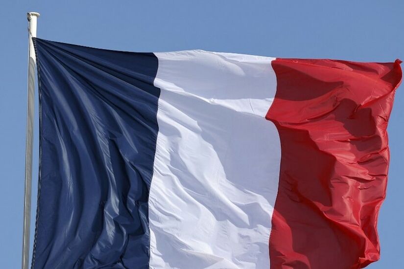 فرنسا تدعو مواطنيها في دول الساحل لاتخاذ أعلى درجات الحذر