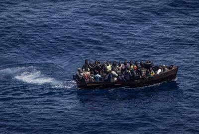 مصرع 11 شخصا وفقدان العشرات إثر غرق زورق مهاجرين قبالة سواحل تونس