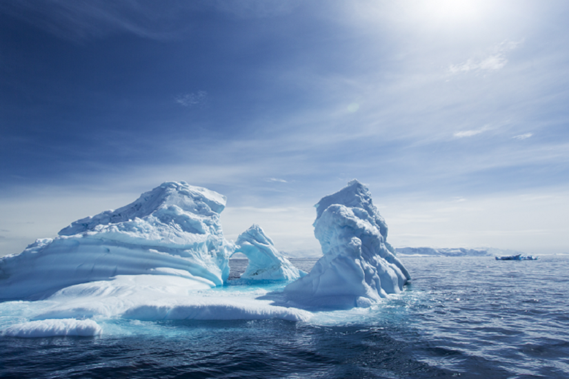العلماء يحذرون: القطب الجنوبي يمكن أن يتحول من ثلاجة الكوكب إلى 