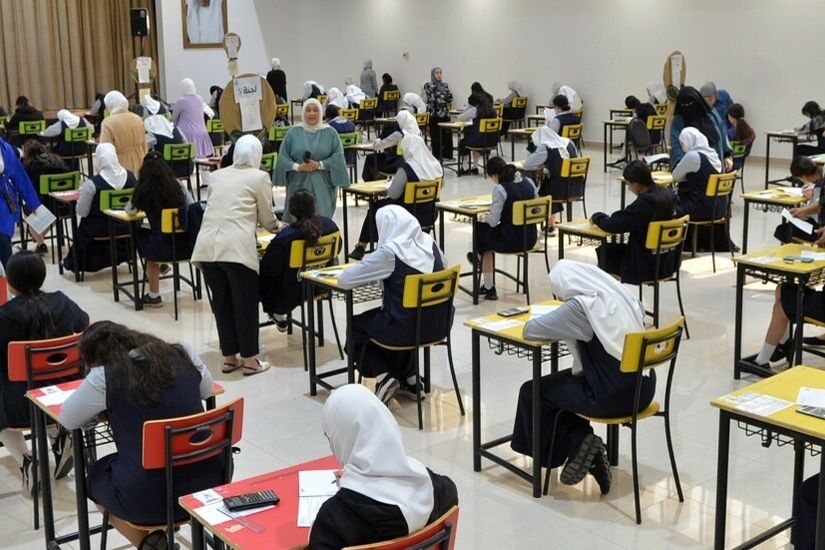 البرلمان الكويتي يكلف لجنة التعليم بدراسة قرار وقف بعثات التخصصات الطبية إلى مصر والأردن