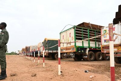 النيجر تسعى لتحويل تجارتها عبر ليبيا والجزائر عوضا عن دول إيكواس