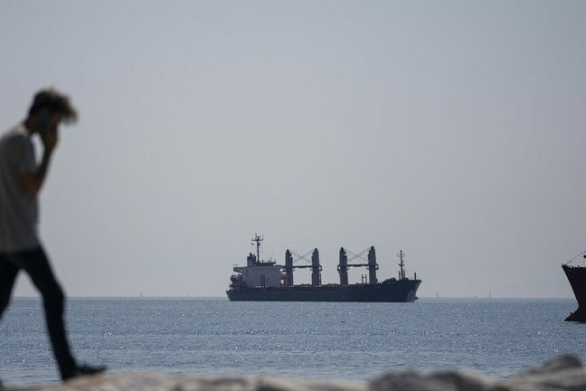 وسائل إعلام: وصول أول سفينة شحن من موانئ أوكرانيا إلى البوسفور منذ تعليق روسيا اتفاق الحبوب