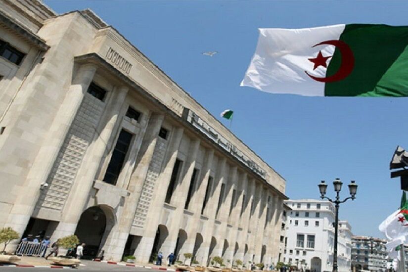 رئيس مجلس الأمة الجزائري يعلق على عدم انضمام الجزائر لمجموعة بريكس في قمة جوهانسبورغ