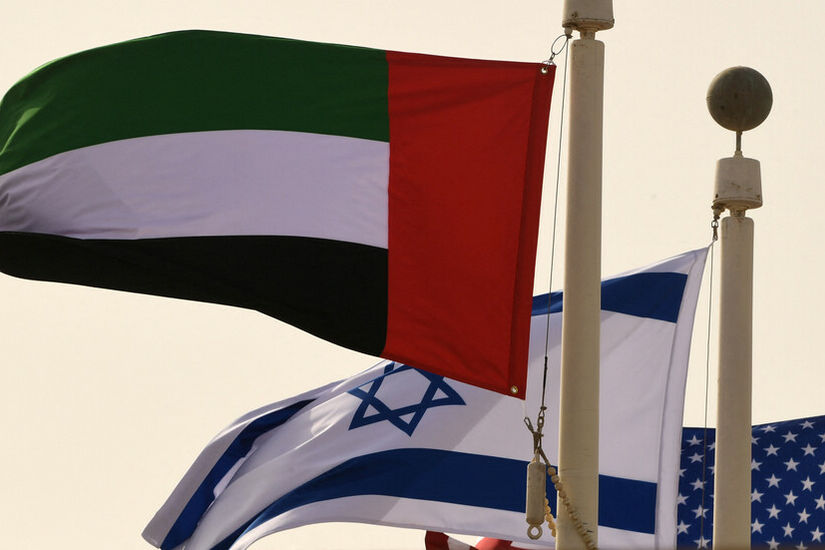 تصريحات السفير الإماراتي لدى واشنطن في الذكرى الثالثة للتطبيع مع إسرائيل تثير تفاعلا كبيرا