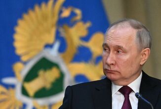 بوتين يهنئ رئيس تركمانستان بمناسبة عيد الاستقلال