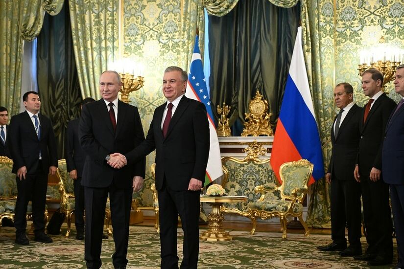 رئيس أوزبكستان في لقاء مع بوتين: نتوقع زيادة التجارة مع روسيا إلى 12 مليار دولار في 2023