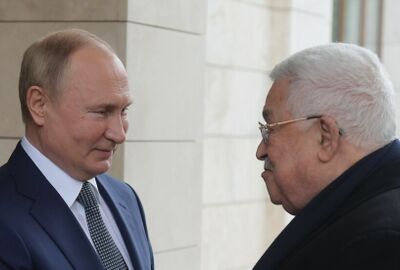 بوتين يؤكد في اتصال مع عباس على وقف الأعمال العدائية في غزة وطرد الفلسطينيين من أراضيهم