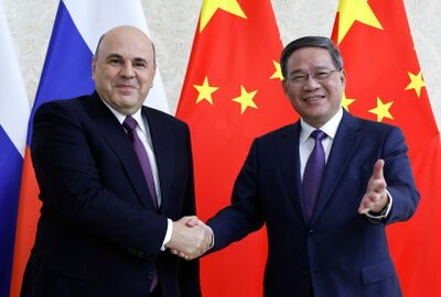 رئيس الحكومة الروسية يقيم التجارة مع الصين
