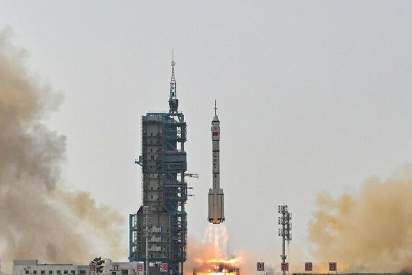 الصين تطلق بنجاح القمر الصناعي Tianhui-5 لسبر الأرض