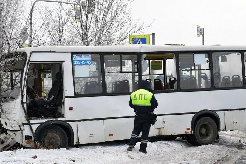 روسيا.. إصابة 8 أطفال في حادث لحافلة مدرسية في بريموريه