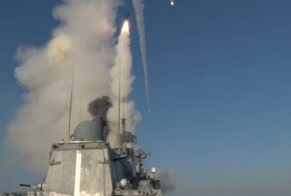 شويغو يكشف حجم زيادة الإمدادات من الأسلحة الصاروخية والمدفعية للجيش الروسي