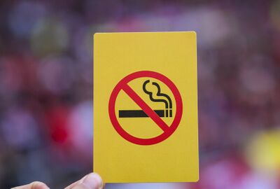 فرنسا تفرض قيودا على التدخين في بعض الأماكن العامة