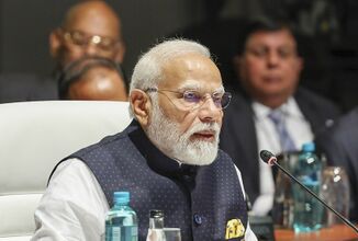 رئيس وزراء الهند يدعو إلى التقدم من أجل الإنسان لا من أجل الناتج المحلي الإجمالي
