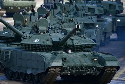 روسيا تجهّز الجيش بمدرعات جديدة ودبابات  T-90M المعدّلة