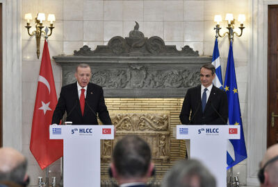 أردوغان: يمكن لتركيا واليونان حل المشاكل العالقة