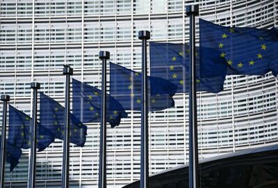 المفوضية الأوروبية تهدد بمقاضاة هنغاريا وبولندا وسلوفاكيا بسبب حظر واردات الحبوب من أوكرانيا