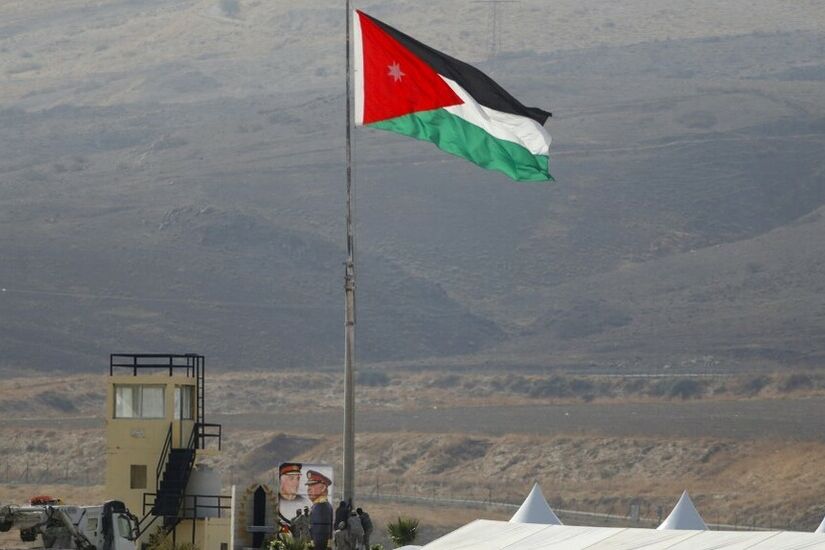 الجيش الأردني يعلن مقتل أحد عناصره في اشتباك مسلح مع مهربين على الحدود مع سوريا