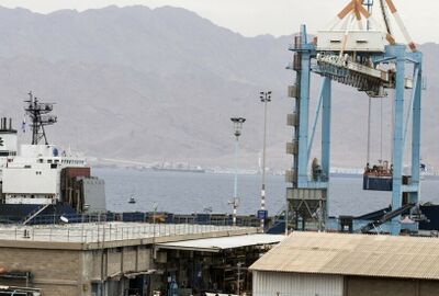 أكسيوس: الحوثيون يوجهون ضربة لحركة السفن في ميناء إيلات الإسرائيلي
