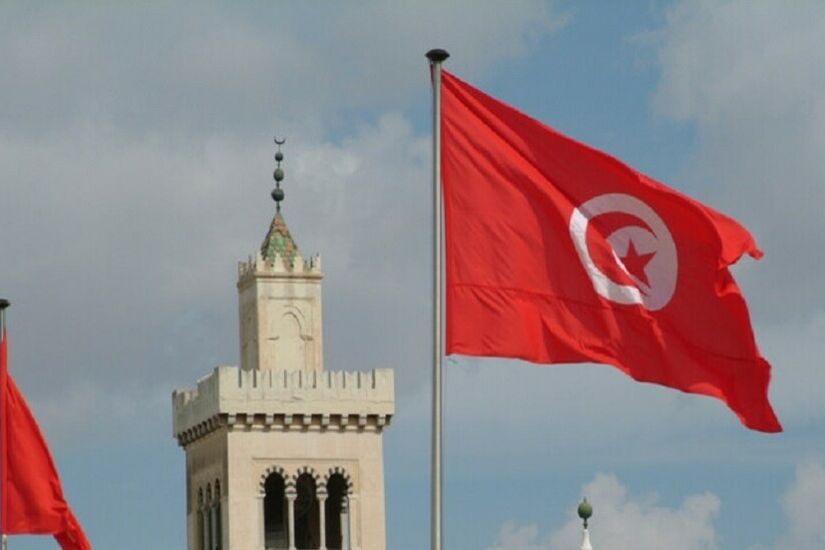 تمديد حالة الطوارئ  في تونس لمدة شهر