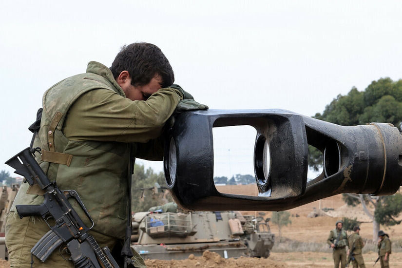الجيش الإسرائيلي يعلن إصابة فنان بجروح خطيرة في معارك غزة