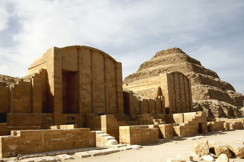 مصر.. اكتشافات أثرية قيّمة في سقارة
