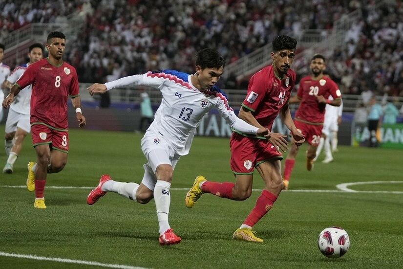 كأس آسيا.. منتخب عمان يتعادل مع تايلاند