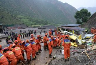 تلفزيون: حصار أكثر من 40 شخصا تحت الأرض جراء انهيار طيني في الصين
