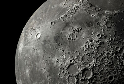 العثور على صخور مغطاة بغبار فريد من نوعه على سطح القمر